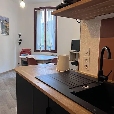 Appartamento Rénové Proche Des Remontées Mécaniques, Idéal Pour 4 Personnes - Fr-1-812-149 *